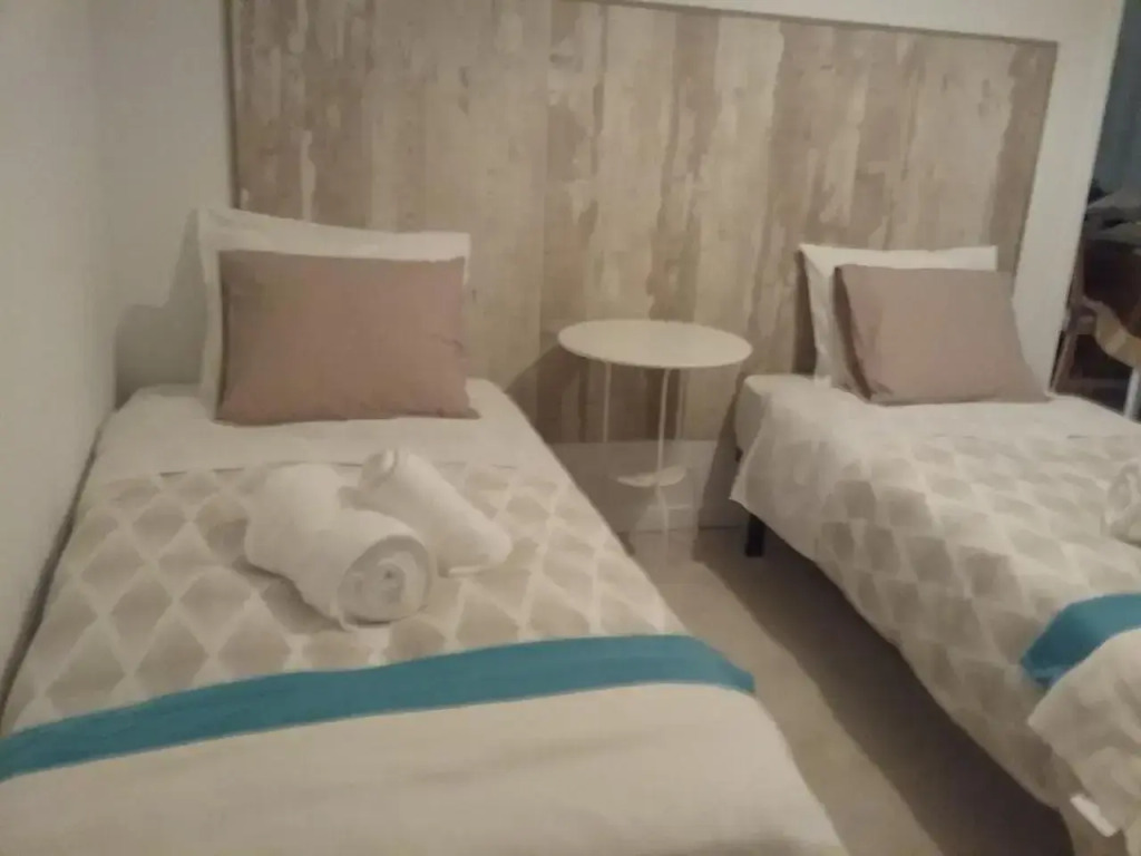 Tuxas House