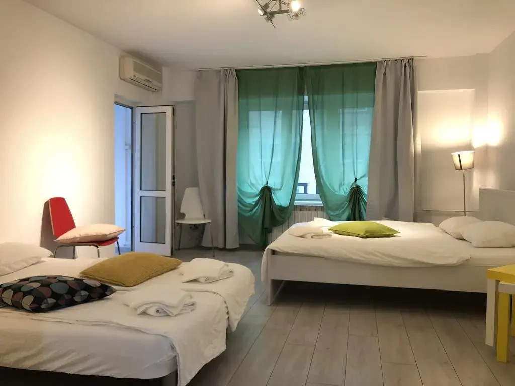 Green Apartment Mircea Voda