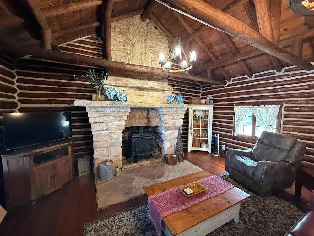 Log Cabin Retreat Two Cabins, One Stay