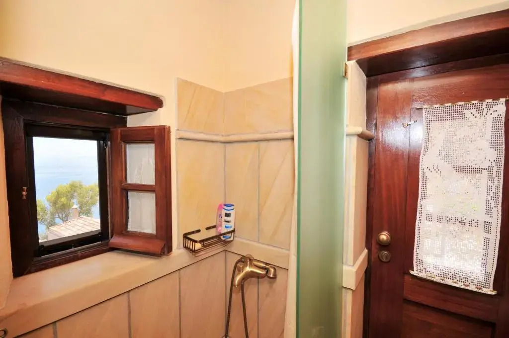 Izambo Guesthouse