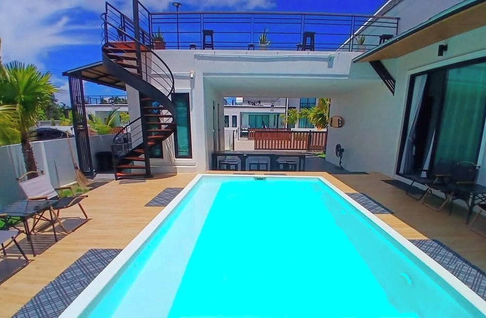 Large Private Pool Villa, 650 m From Mae Rumphueng Beach