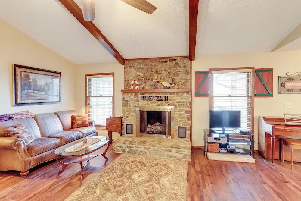 Waterfront Cherokee Village Home w/ Private Dock