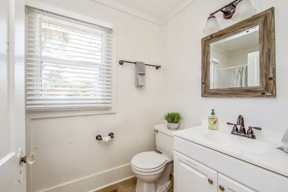 The Broadfoot Bungalow