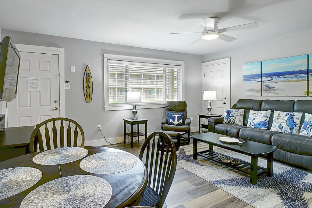 Courtyard #115 in Port Aransas