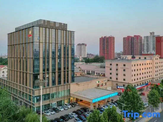 Starlight International Hotel