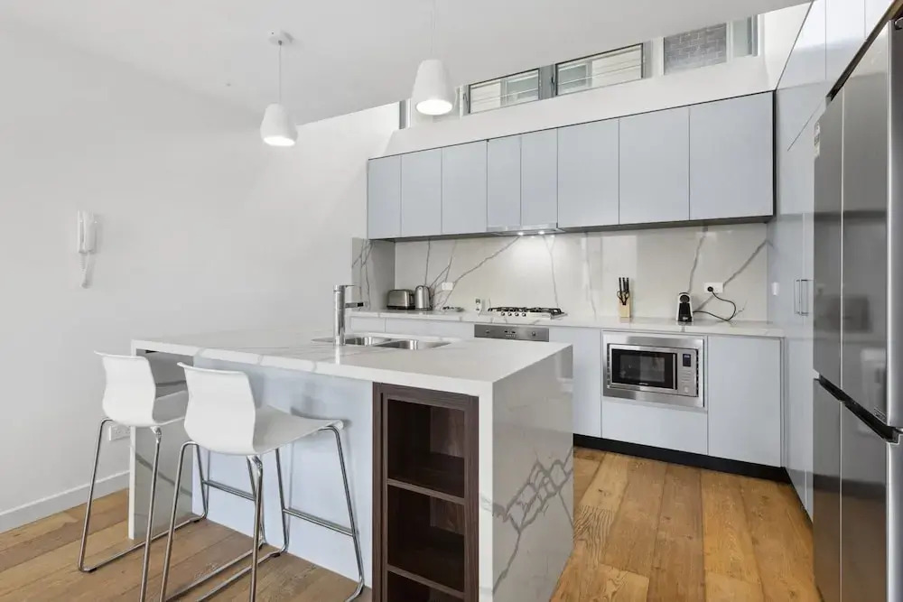 Bright & Modern 3-bed Townhouse in Rosebery