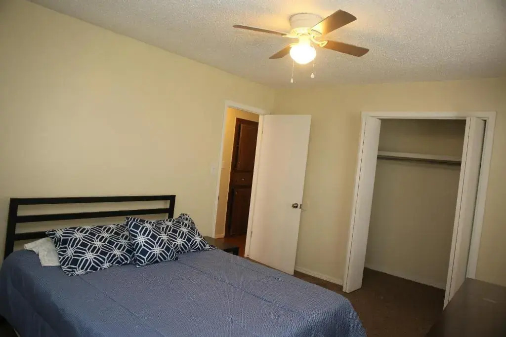 2 bed/ 1 bath next to Ft. Sill