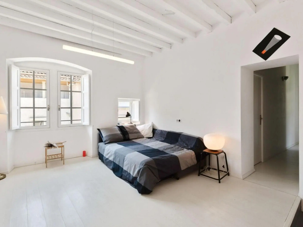 Modest Holiday Home in Avignon next to the City Centre