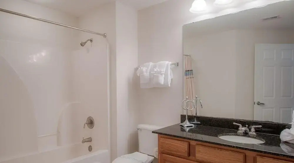 Legacy II 1404 Penthouse