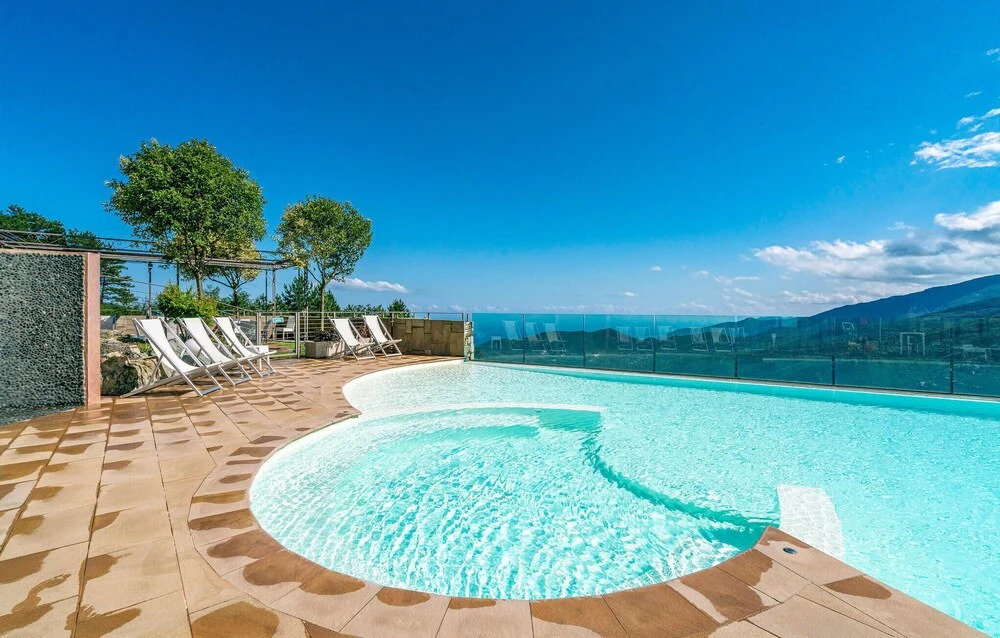 Stunning Home In Magliolo