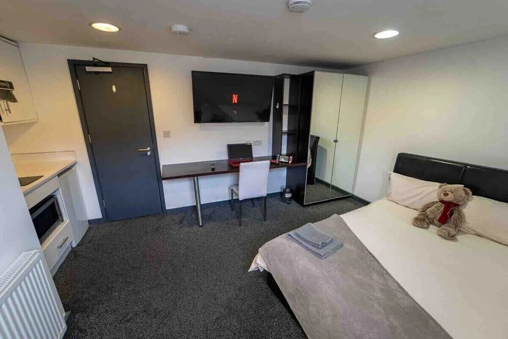 100 Dale road Studios in Guest house