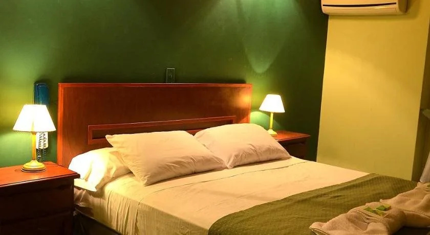 Paradiso Hotel & Spa