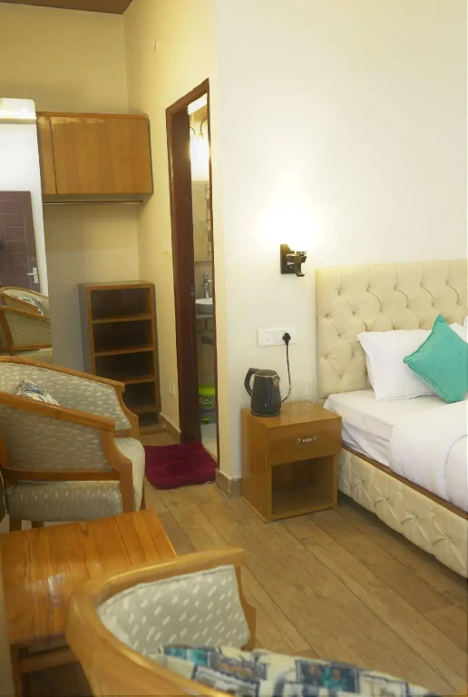 Char Machan Resorts