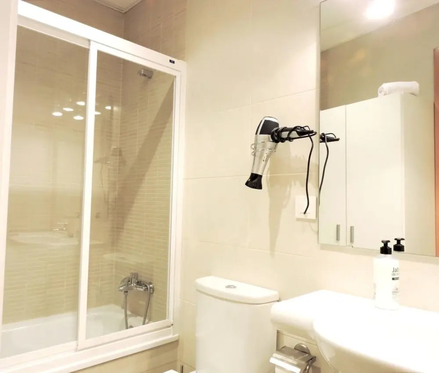Apartment With 2 Bedrooms in Granada, With Wonderful City View and Wif