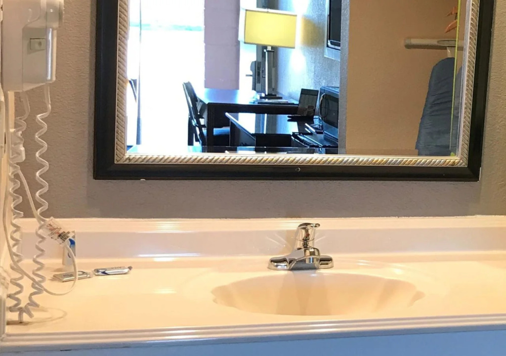 Magnuson Hotel Virginia Beach
