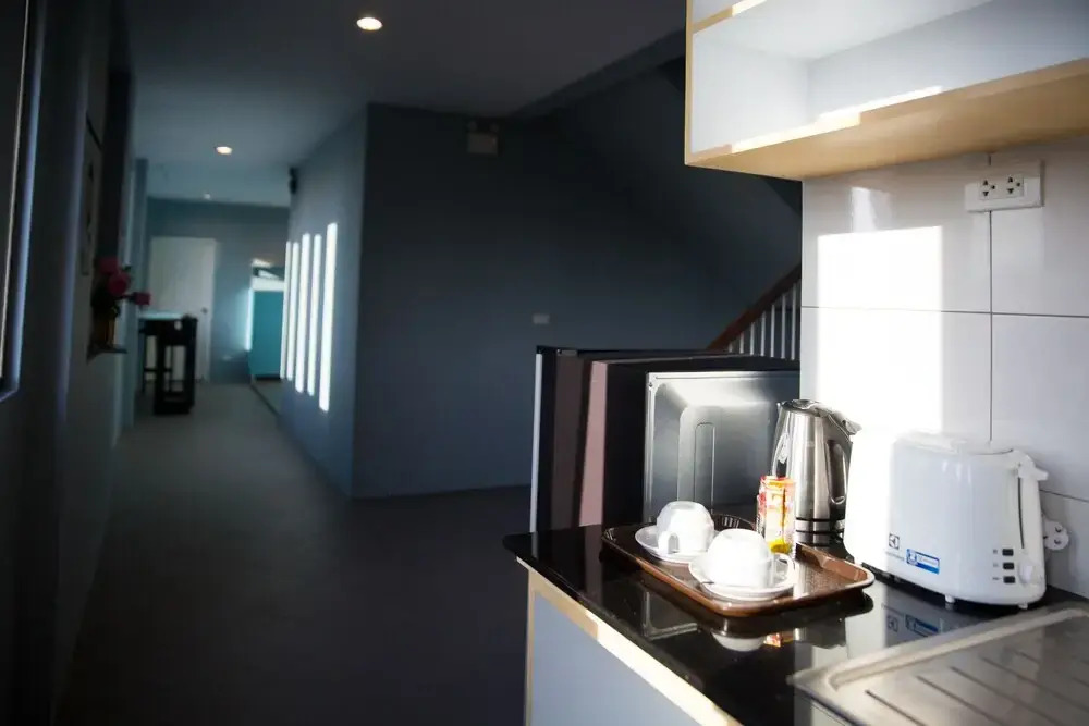 iNest Poshtel