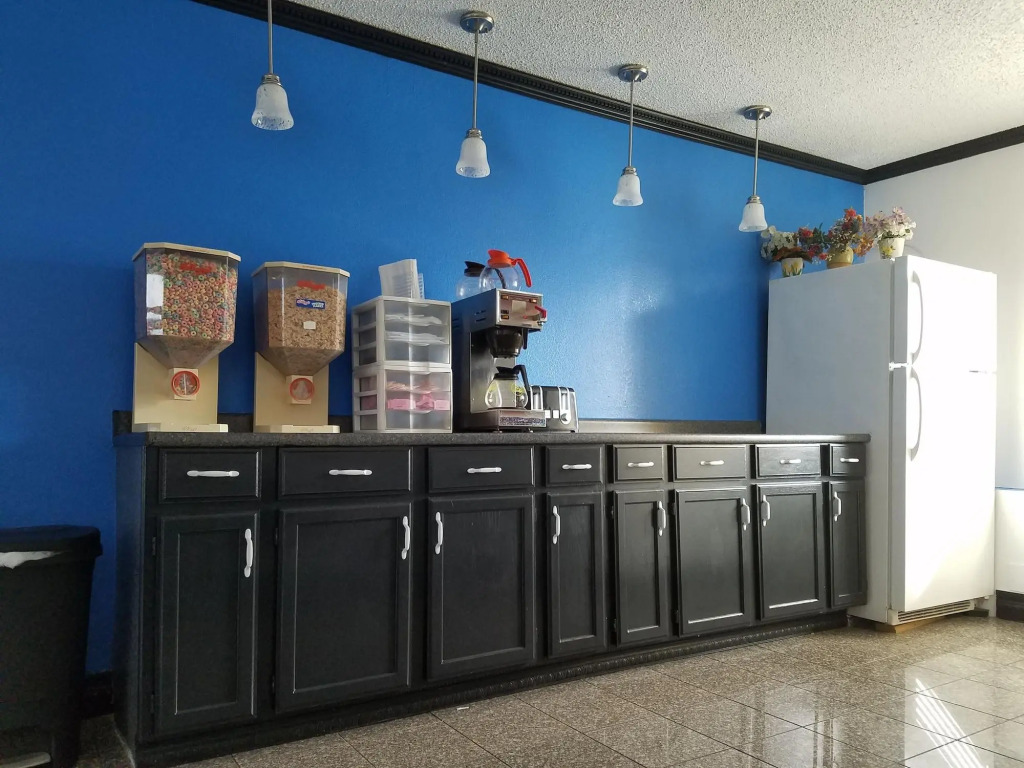 Americas Best Value Inn-Indy South