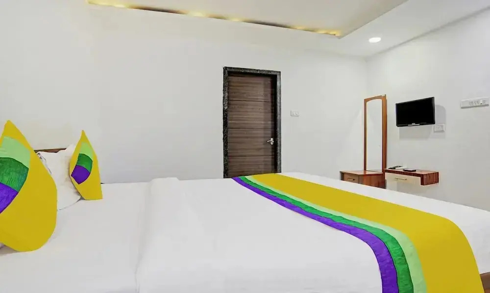 Treebo Trip Utsav Suites