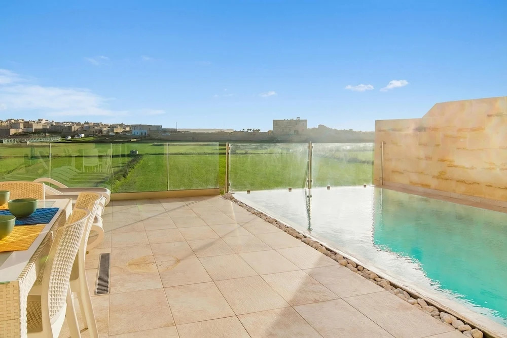 Inni Gozitan Farmhouse Private Pool- Happy Rentals