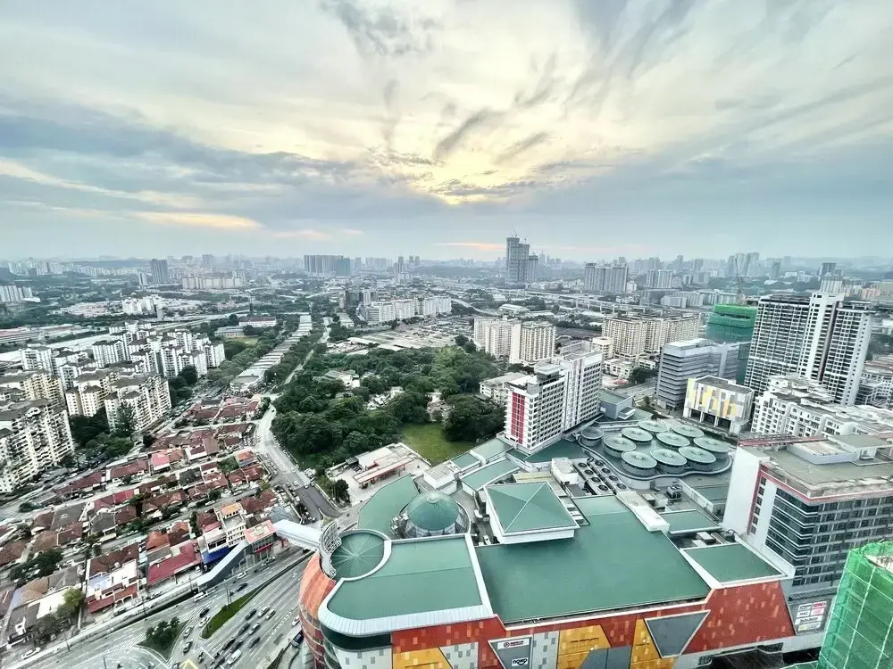 UNA Serviced Apartment by MOKA