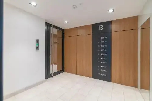 Warsaw Spire Stylish Apartament