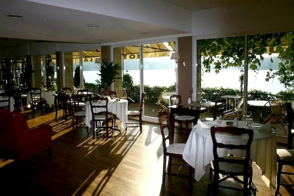 Logis Hotel du Lac