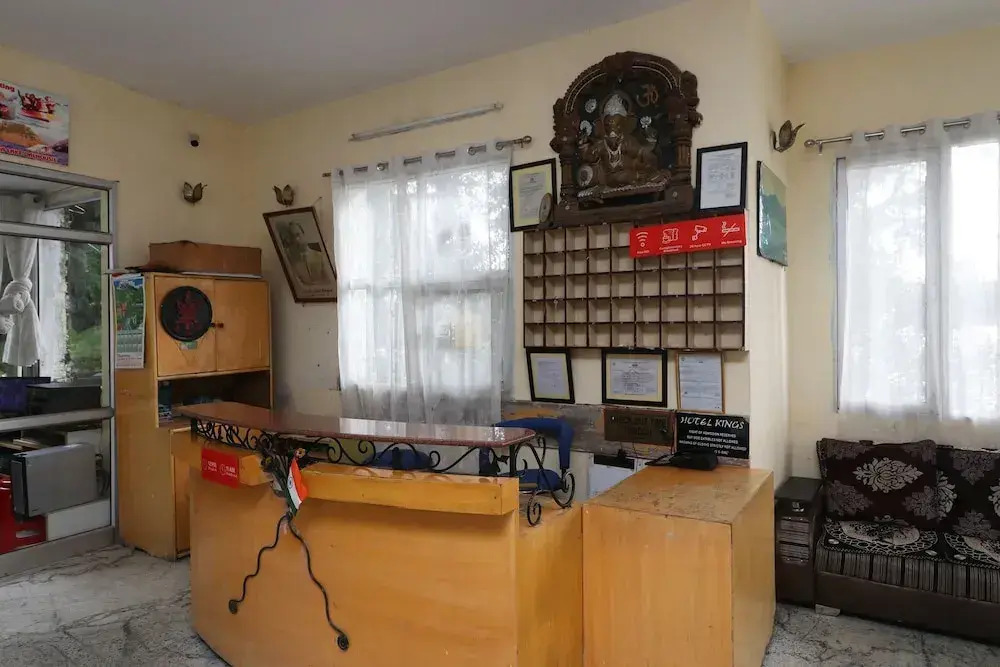 OYO 18631 Hotel King's