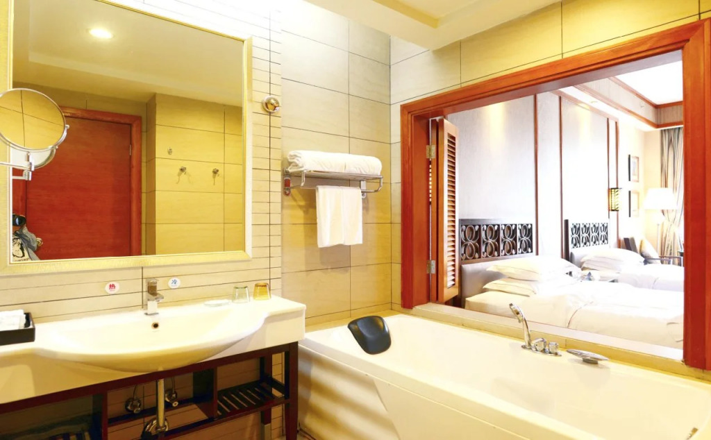 Country Garden Holiday Hot Spring Hotel Fogang