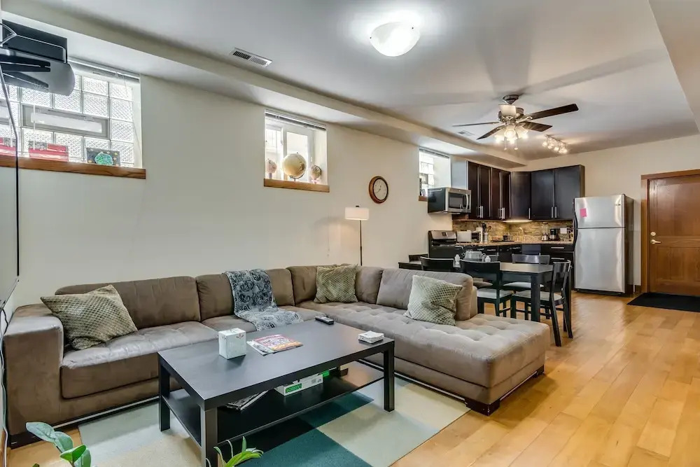 Bright Bucktown 3 Bedroom Near the 606 by AllSet Turnover