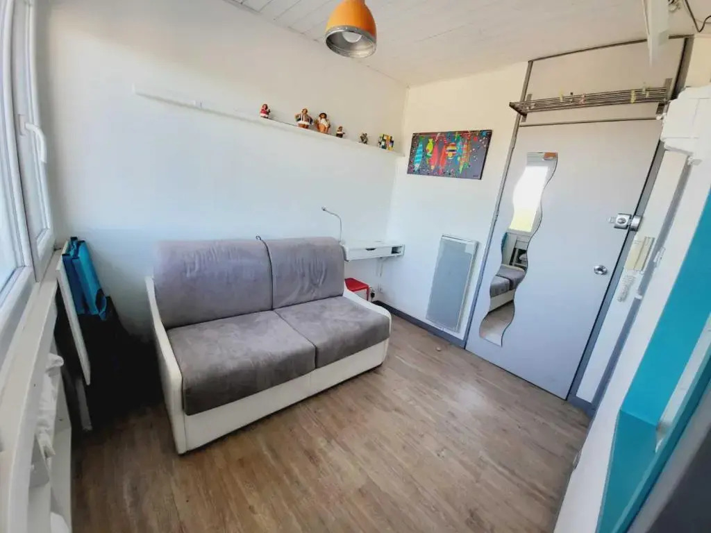Studio 12m2 Le Nautiqua 100 m de la Plage