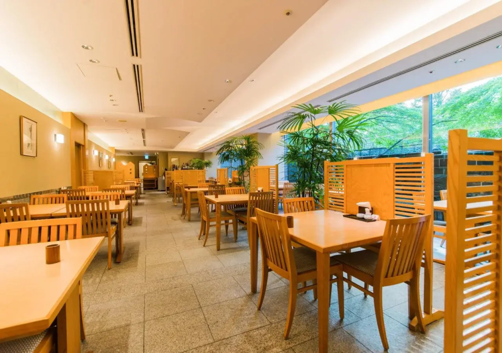Toshi Center Hotel