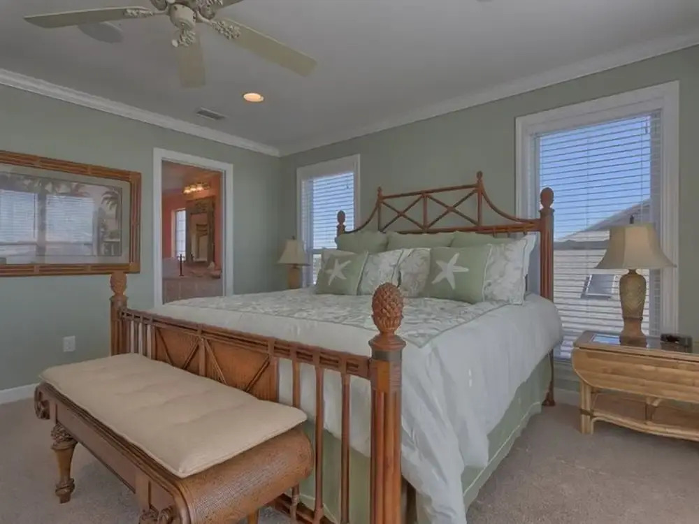Seahorse Sands by Meyer Vacation Rentals