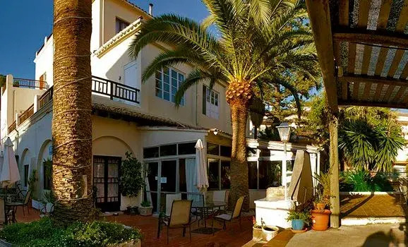 La Mimosa Guesthouse