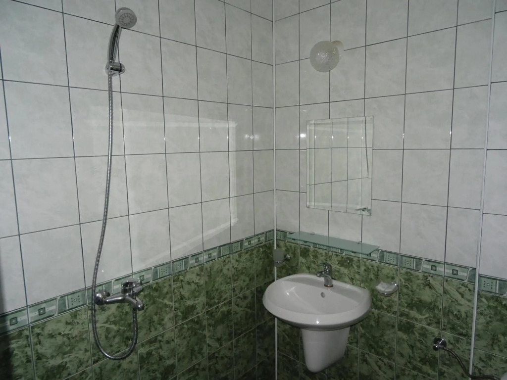 Dobrevi Guest House