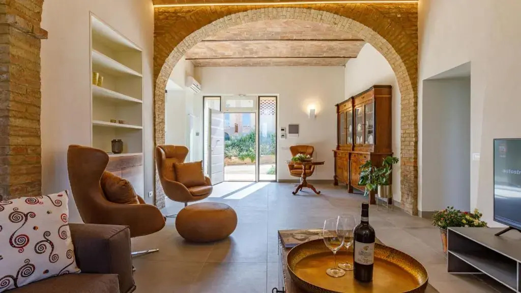 LA FONTE DI SANTA REGINA 8, Emma Villas
