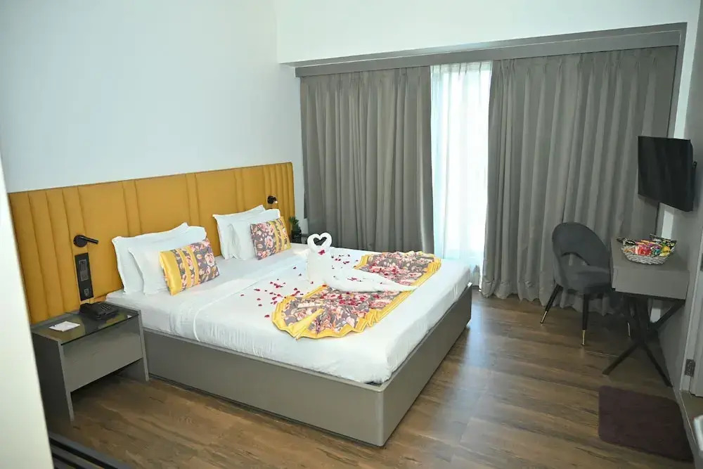 Urvi Banquets & Guest House