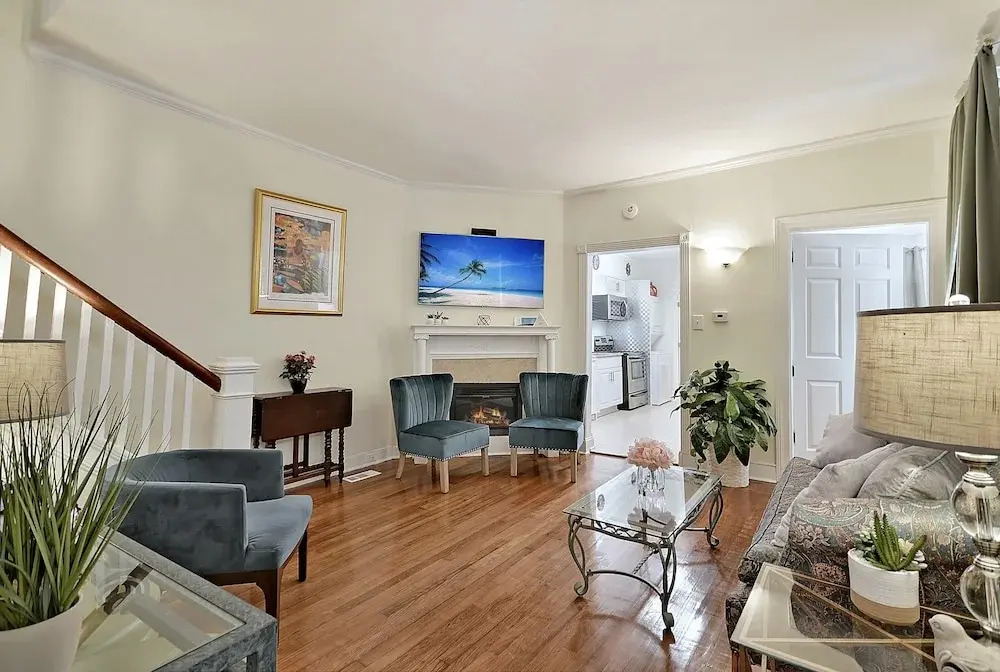 New Listing! Historic In Downtown Charleston 5 Bedroom Home
