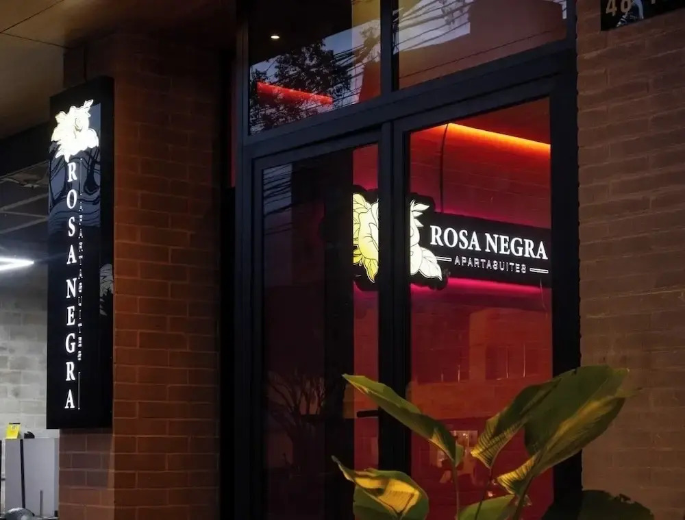 Warm Retreat at Rosa Negra Stadio