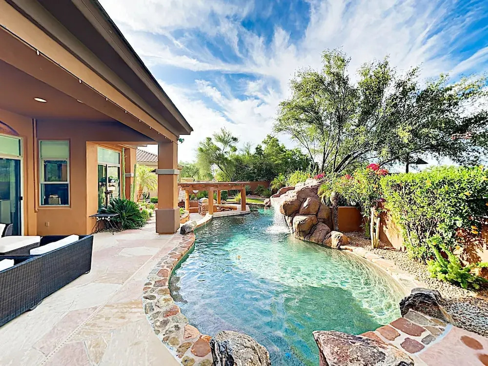 All-suite Home Located in North Phoenix 3 Bedrooms 3.5 Bathrooms Home