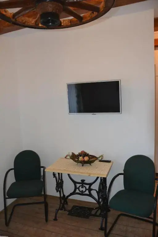 Traditions House