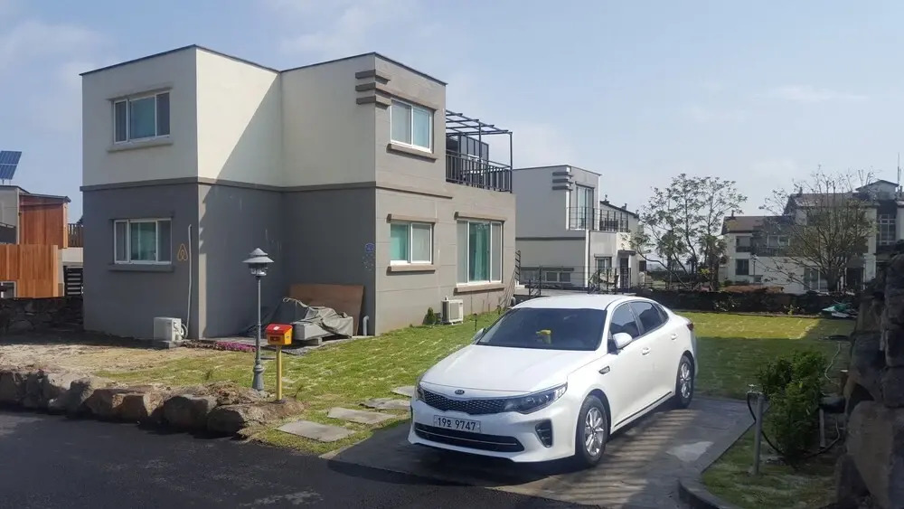 D1 House
