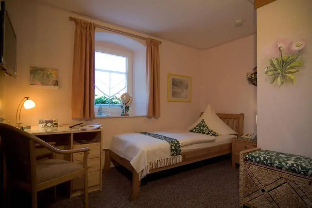 Logis L Auberge Gutshof