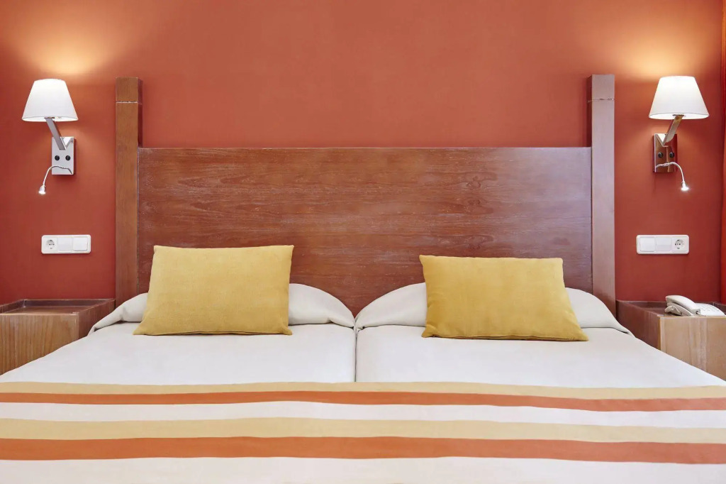 Universal Grand León & Spa