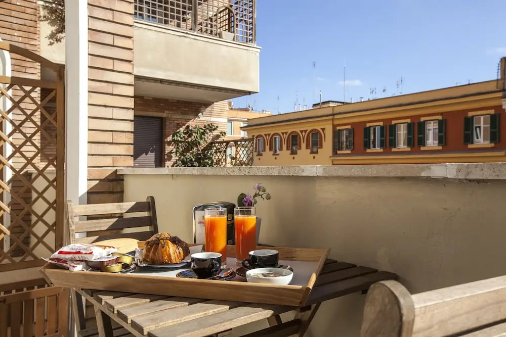 Un Attimo A Roma B&B