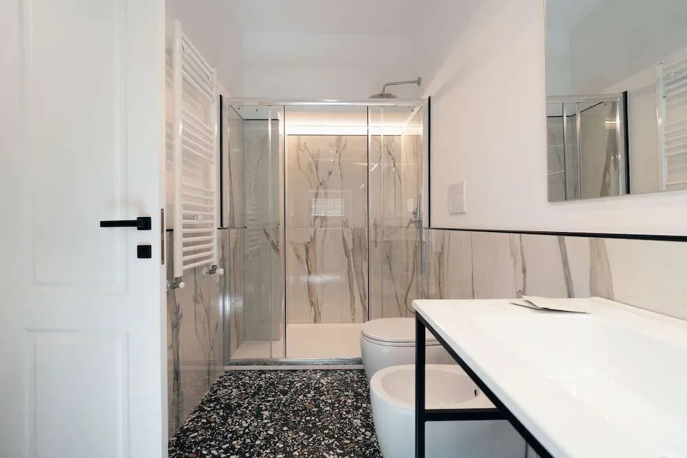 NAMAN HOTELLERIE - Monti