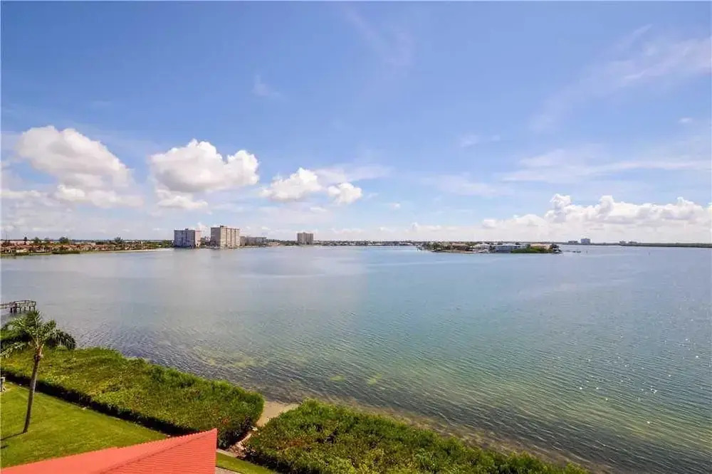 Palma Del Mar E608 - Two Bedroom Condo