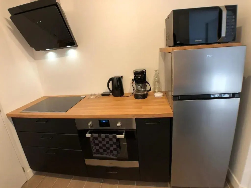 Charmant appartement 1-4 personnes, proche centre avec parking