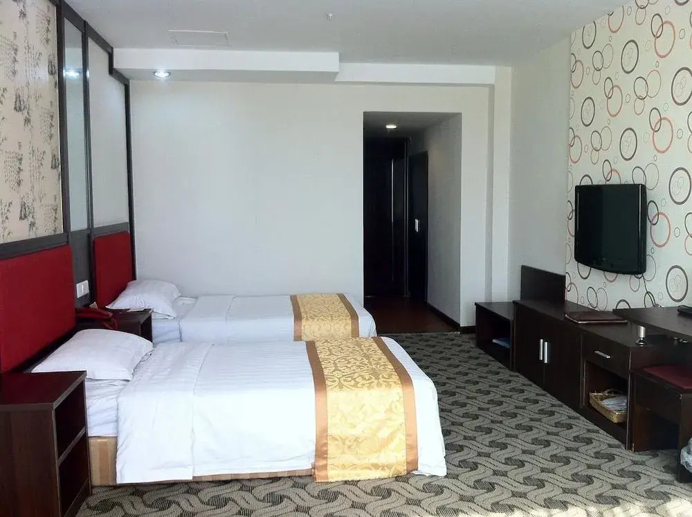Qingdao High School Xianglan Hotel