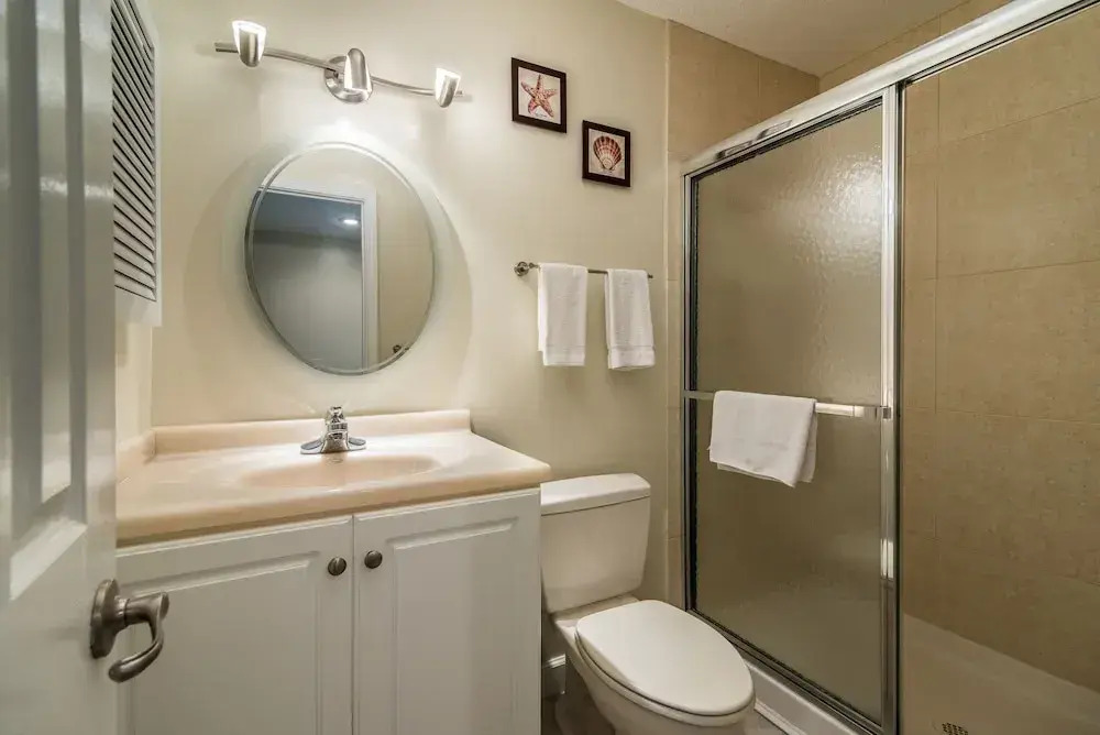 SEA Haven 214 [2/2.5] Free Activities! & Oceanfront Wifi Pool