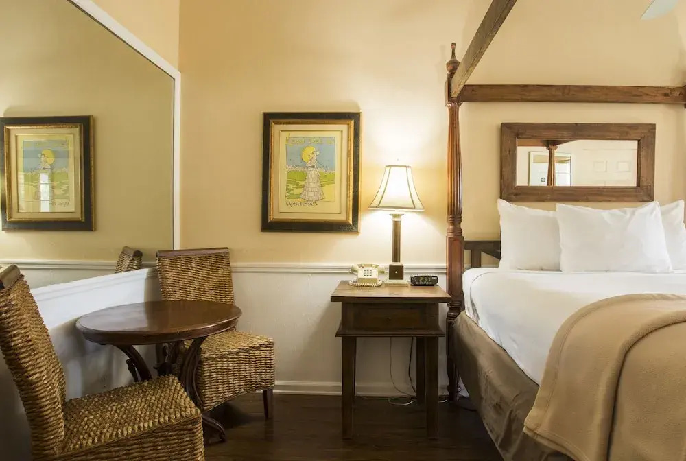 Lemon Tree Inn